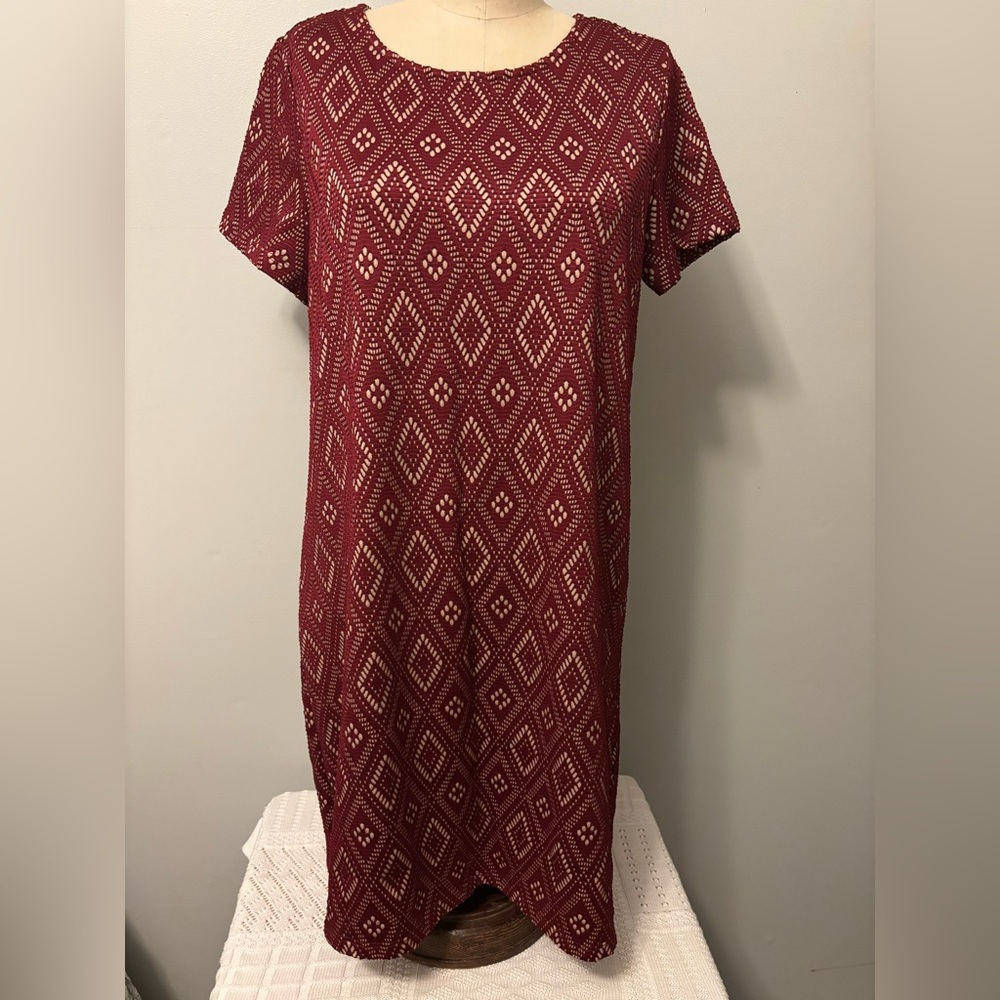 Everly Burgundy Diamond Pattern Midi Dress